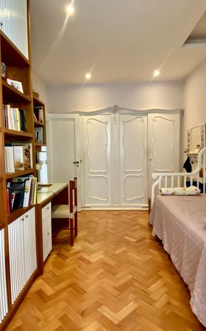 Apartamento à venda com 227m², 3 quartos e 1 vaga Apartamento à venda com 227m², 3 quartos e 1 vagaQuarto 1