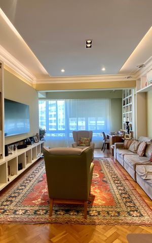 Apartamento à venda com 227m², 3 quartos e 1 vaga Apartamento à venda com 227m², 3 quartos e 1 vagaSala