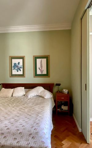 Apartamento à venda com 227m², 3 quartos e 1 vaga Apartamento à venda com 227m², 3 quartos e 1 vagaSuite