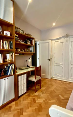 Apartamento à venda com 227m², 3 quartos e 1 vaga Apartamento à venda com 227m², 3 quartos e 1 vagaQuarto 1