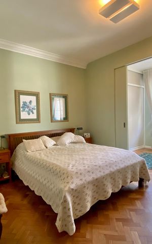 Apartamento à venda com 227m², 3 quartos e 1 vaga Apartamento à venda com 227m², 3 quartos e 1 vagaSuite