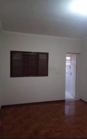 Casa à venda com 113m², 2 quartos e 2 vagas