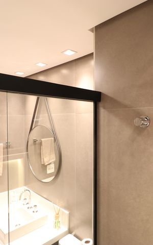 Apartamento à venda com 80m², 2 quartos e 2 vagasBanheiro da Suíte 2