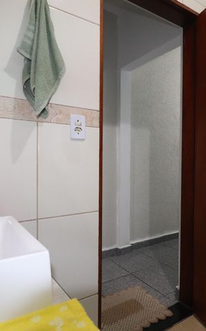 Casa à venda com 157m², 3 quartos e 2 vagasBanheiro 2