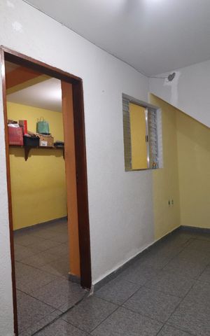 Casa à venda com 157m², 3 quartos e 2 vagasEscritório