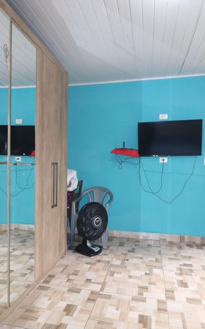 Casa à venda com 157m², 3 quartos e 2 vagasEdícula Quarto