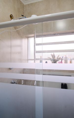 Casa à venda com 200m², 4 quartos e 3 vagasBanheiro da Suíte