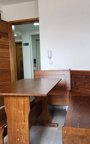 Studio à venda com 27m², 1 quarto e sem vaga Studio à venda com 27m², 1 quarto e sem vagaStudio/sala