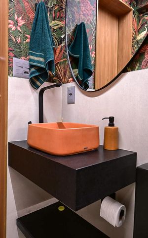 Apartamento à venda com 65m², 1 quarto e 2 vagasBanheiro