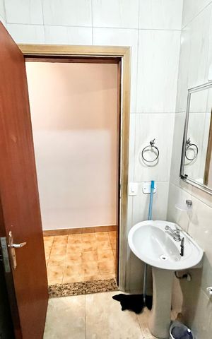 Casa à venda com 80m², 3 quartos e 2 vagasBanheiro 2