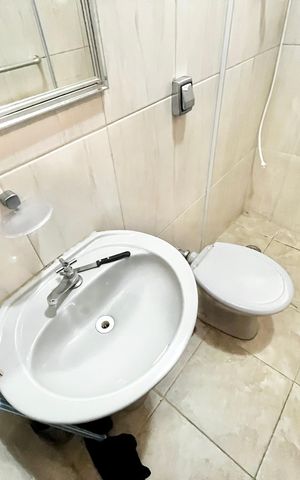 Casa à venda com 80m², 3 quartos e 2 vagasBanheiro 2