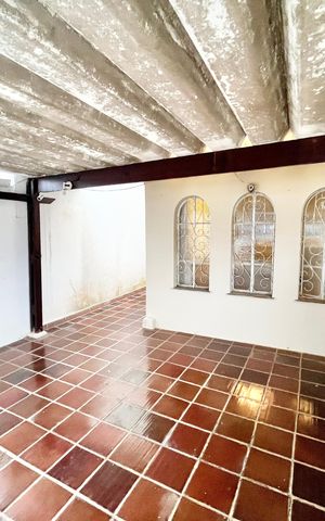 Casa à venda com 80m², 3 quartos e 2 vagasGaragem