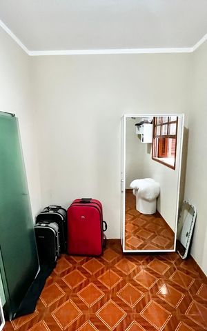 Casa à venda com 80m², 3 quartos e 2 vagasQuarto 