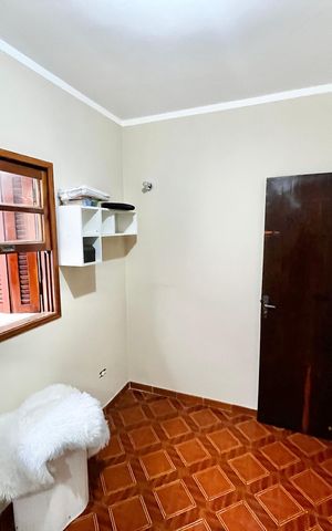 Casa à venda com 80m², 3 quartos e 2 vagasQuarto 3