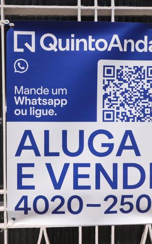 Casa para alugar com 285m², 3 quartos e 6 vagasPlaquinha