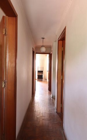 Casa para alugar com 285m², 3 quartos e 6 vagasCorredor
