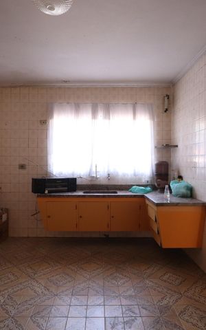 Casa para alugar com 285m², 3 quartos e 6 vagasCozinha