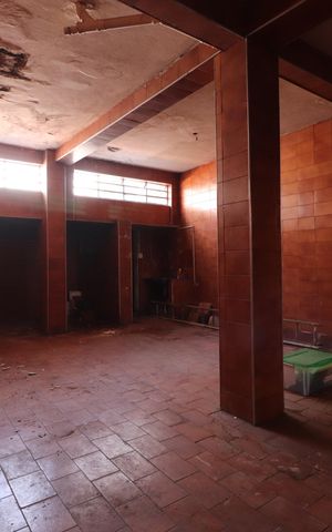 Casa para alugar com 285m², 3 quartos e 6 vagasGaragem
