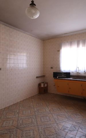 Casa para alugar com 285m², 3 quartos e 6 vagasCozinha