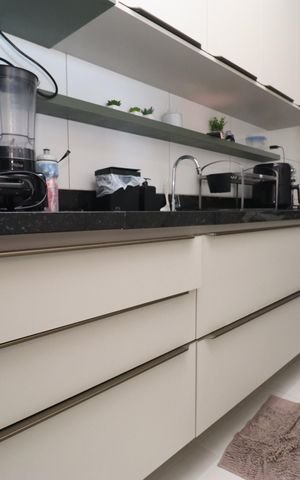 Apartamento para alugar com 66m², 2 quartos e 2 vagas Apartamento para alugar com 66m², 2 quartos e 2 vagasCozinha