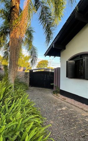 Casa para alugar com 450m², 4 quartos e 7 vagas
