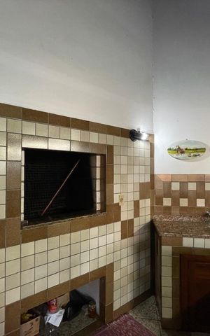 Casa para alugar com 450m², 4 quartos e 7 vagas
