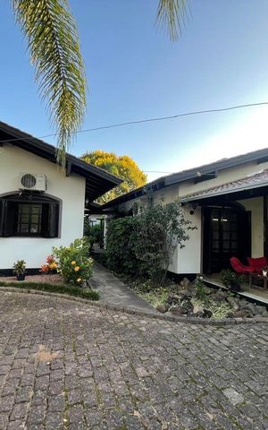 Casa para alugar com 450m², 4 quartos e 7 vagas