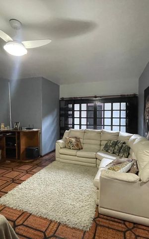 Casa para alugar com 450m², 4 quartos e 7 vagas