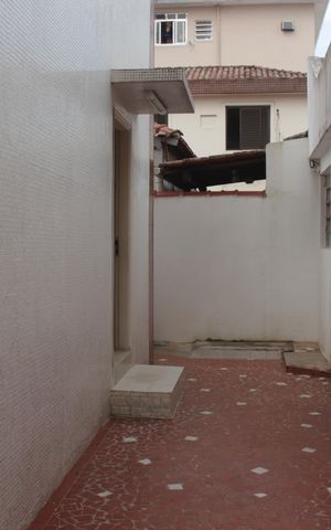 Casa para alugar com 252m², 4 quartos e 3 vagasQuintal