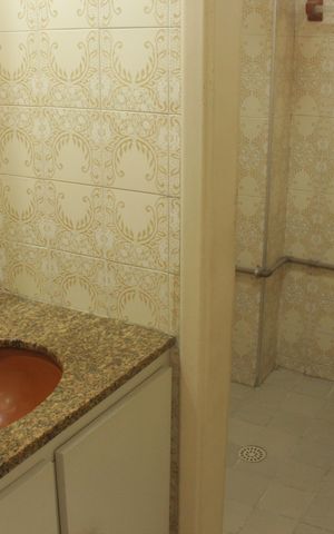 Casa para alugar com 252m², 4 quartos e 3 vagasBanheiro Social 2