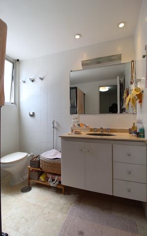 Apartamento à venda com 90m², 2 quartos e 1 vagaBanheiro da Suíte