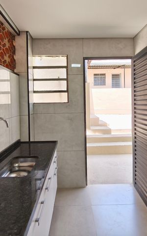 Casa à venda com 298m², 2 quartos e 1 vaga Casa à venda com 298m², 2 quartos e 1 vagaCozinha