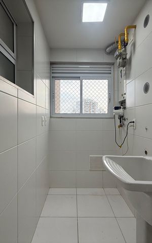 Apartamento à venda com 55m², 2 quartos e 1 vaga Apartamento à venda com 55m², 2 quartos e 1 vagaÁrea de Serviço