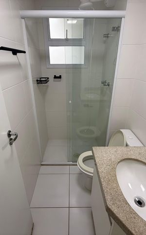 Apartamento à venda com 55m², 2 quartos e 1 vaga Apartamento à venda com 55m², 2 quartos e 1 vagaBanheiro