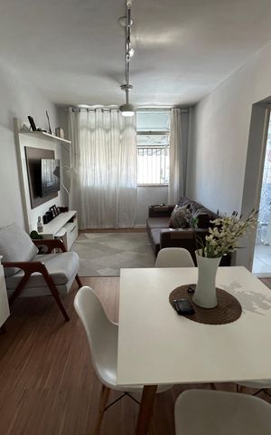 Apartamento à venda com 65m², 2 quartos e 1 vagaSala