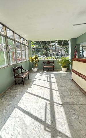 Apartamento à venda com 65m², 2 quartos e 1 vagaHall de entrada