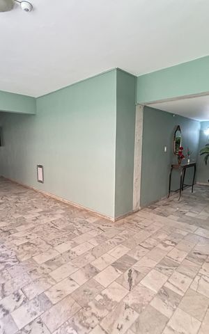 Apartamento à venda com 65m², 2 quartos e 1 vagaHall de entrada