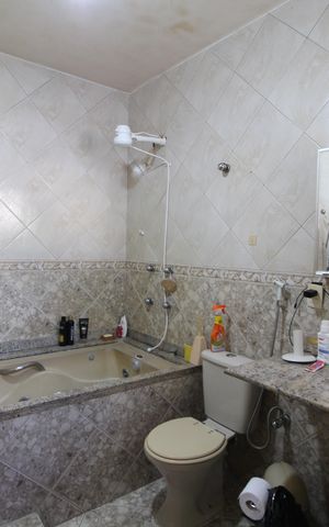 Casa de condomínio à venda com 206m², 4 quartos e 3 vagasQuarto 3 - Suíte
