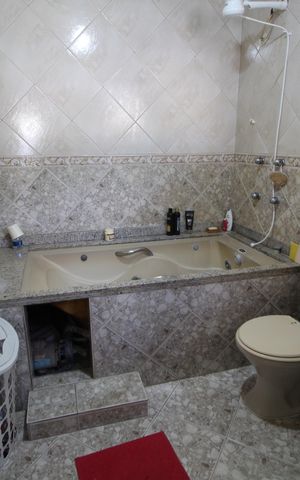 Casa de condomínio à venda com 206m², 4 quartos e 3 vagasQuarto 3 - Suíte