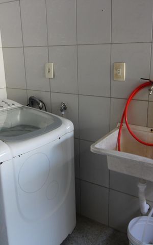 Casa de condomínio à venda com 206m², 4 quartos e 3 vagasÁrea de Serviço