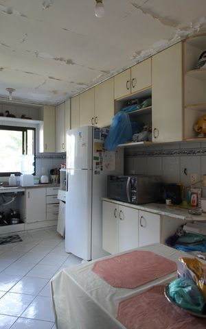 Casa de condomínio à venda com 206m², 4 quartos e 3 vagasCozinha