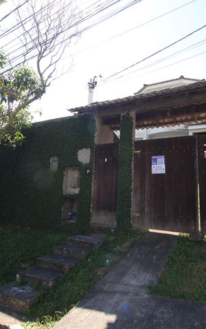 Casa de condomínio à venda com 206m², 4 quartos e 3 vagasFachada com Placa