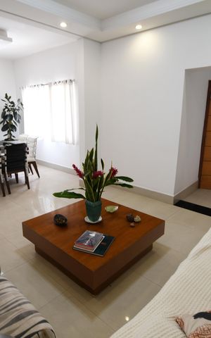 Casa à venda com 190m², 3 quartos e 2 vagasSala