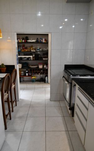 Casa à venda com 190m², 3 quartos e 2 vagasCozinha