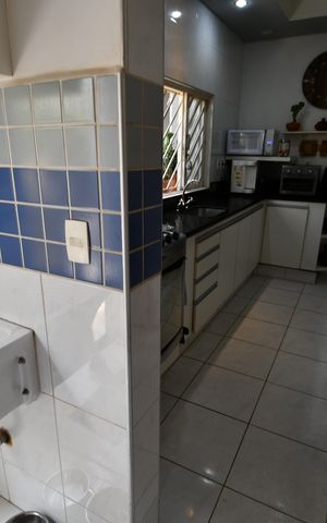 Casa à venda com 190m², 3 quartos e 2 vagasÁrea de Serviço