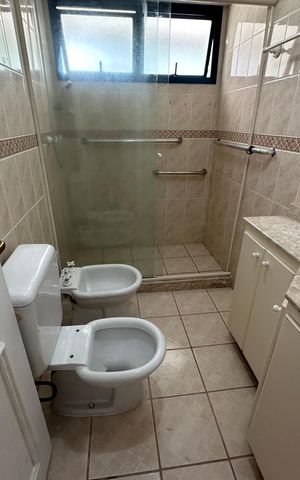 Apartamento à venda com 164m², 3 quartos e 2 vagasBanheiro Social