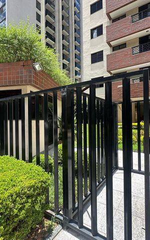 Apartamento à venda com 164m², 3 quartos e 2 vagasFachada e portaria