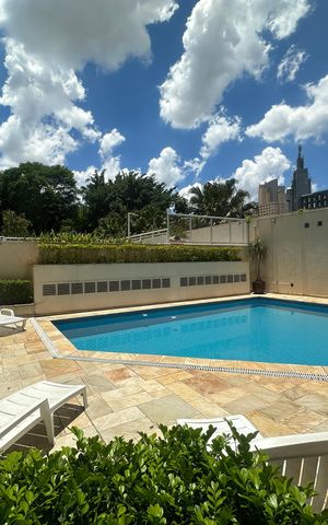 Apartamento à venda com 164m², 3 quartos e 2 vagasÁrea comum - Piscina