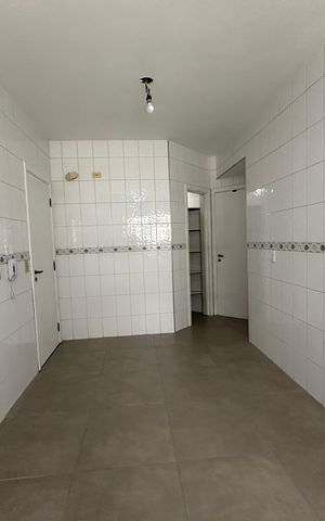 Apartamento à venda com 164m², 3 quartos e 2 vagasCozinha