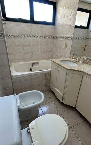 Apartamento à venda com 164m², 3 quartos e 2 vagasBanheiro da Suíte